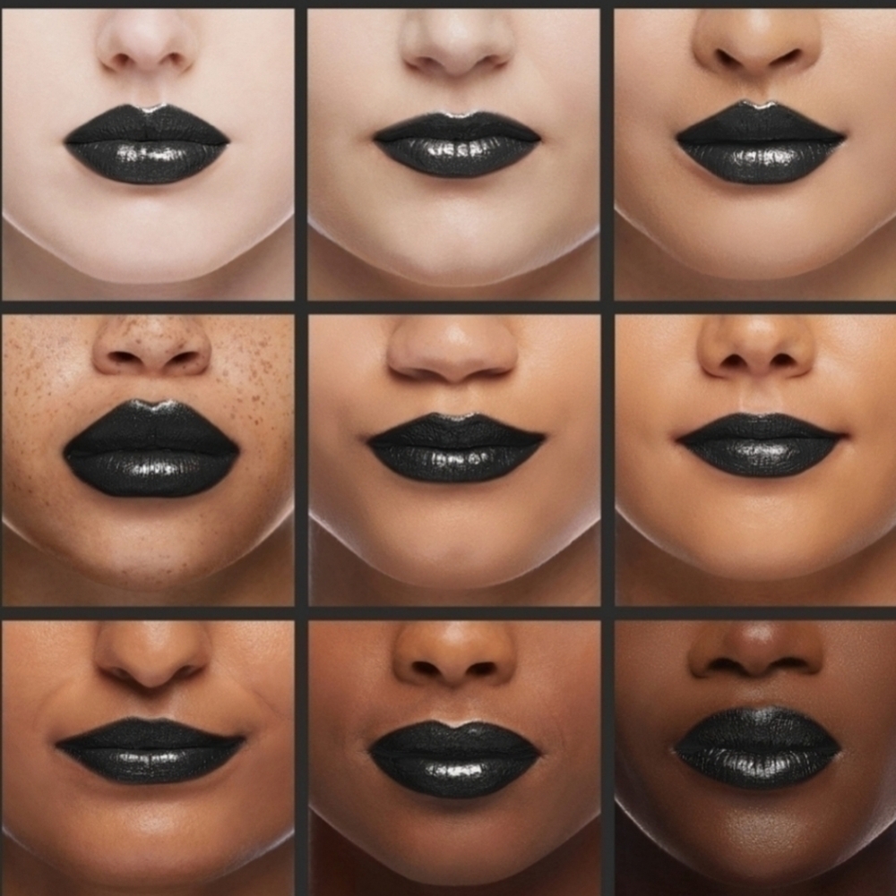 Covergirl Exhibitionist metallic lipstick 555